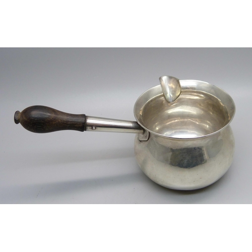 868A - A silver brandy pourer with wooden handle, London 1904, Theodore Rossi, Norwich, 108g