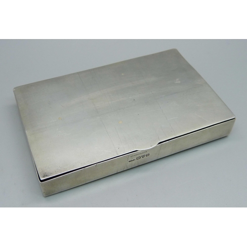 874 - A silver paint box, Chester 1910, 145g, 12cm wide