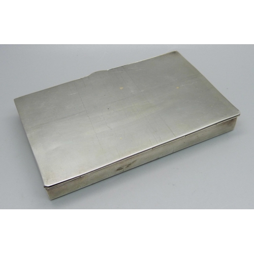 874 - A silver paint box, Chester 1910, 145g, 12cm wide