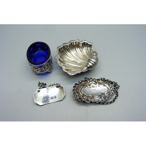 886 - Two silver salts including one continental and two silver decanter labels, one Victorian Brandy labe... 