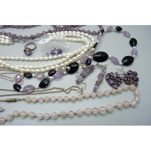 904 - A collection of mainly amethyst jewellery