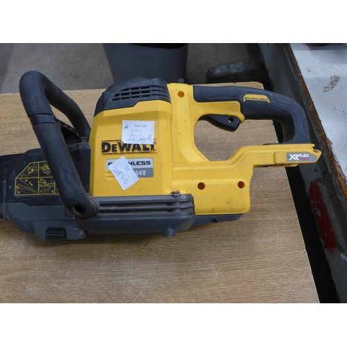 2034A - A DeWalt flex volt Alligator saw - no battery