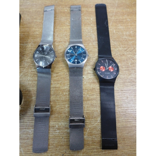 2129 - Ten watches