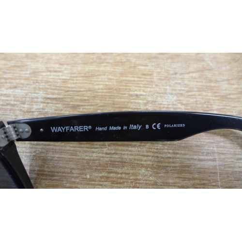 2130 - A pair of polarised Rayban Wayfarer sunglasses