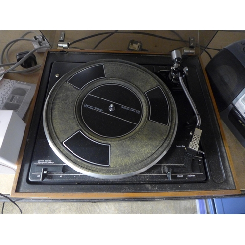 2174 - A Garrard record player and a JVC CD player