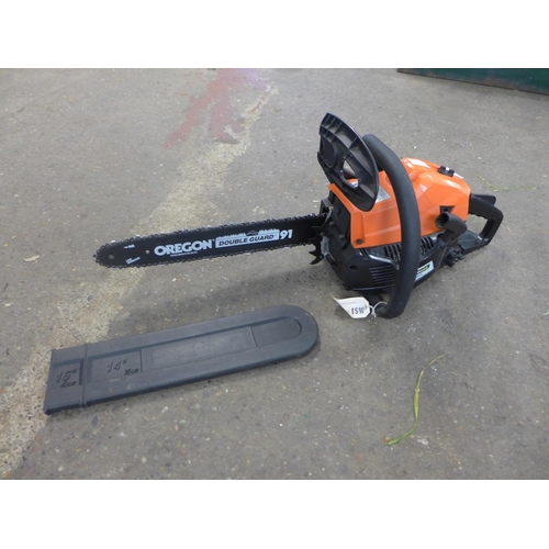 2227 - A Gardencare GC3016 chain saw - unused