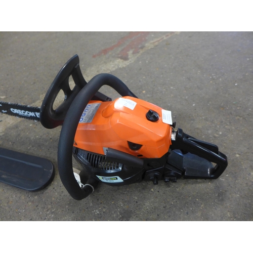 2227 - A Gardencare GC3016 chain saw - unused