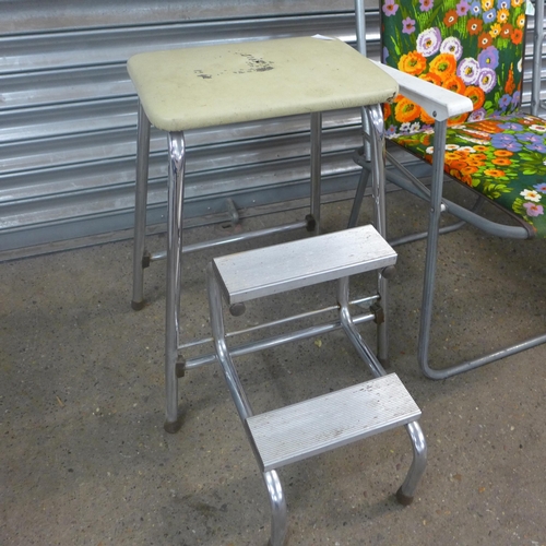 2259 - 2 Vintage deck chairs and a step stool with a bucket of garden tools