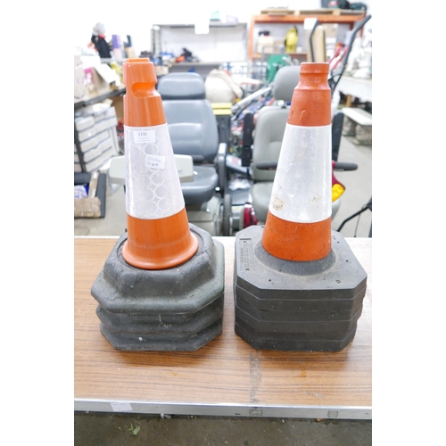 2330 - Six highway cones