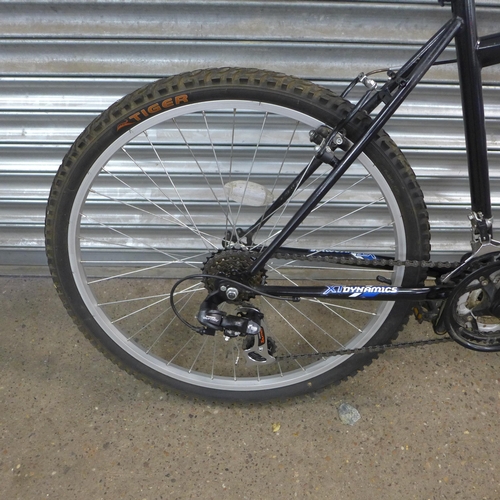 2209 - A Shockwave XT675 front suspension MTB - Police repossession