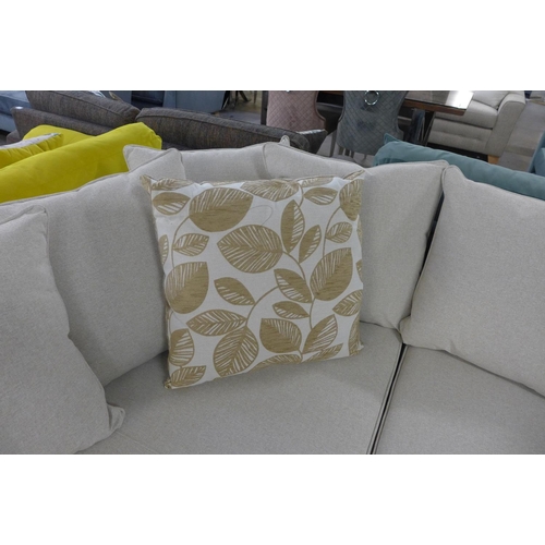 1438 - An oatmeal upholstered LHF corner sofa/chaise