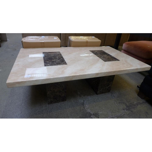 1557 - A marble effect coffee table