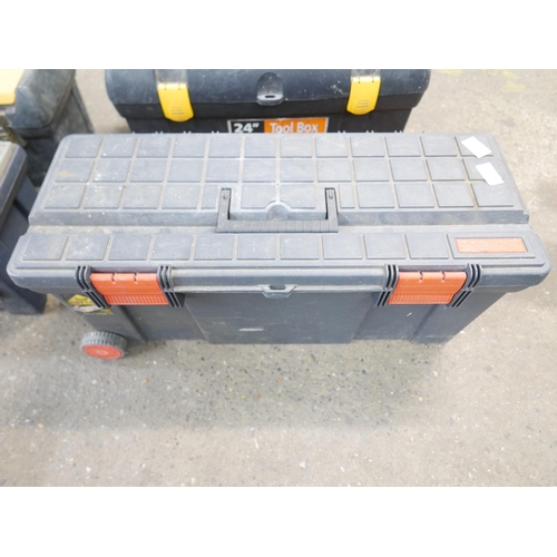 2342 - 5 Plastic tool boxes and two metal - all empty