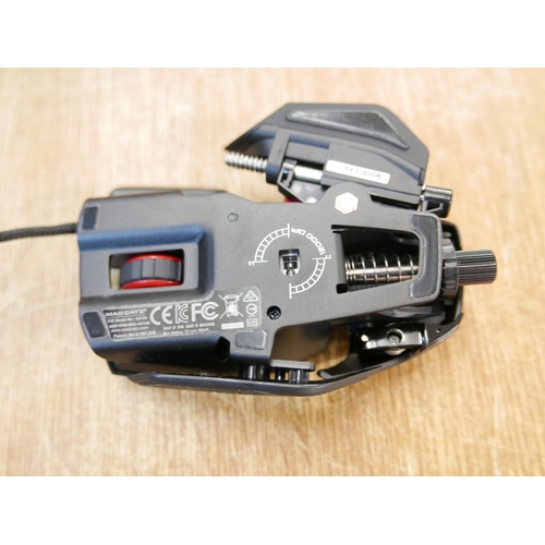 2123 - A MadCatz RAT-8 gaming mouse