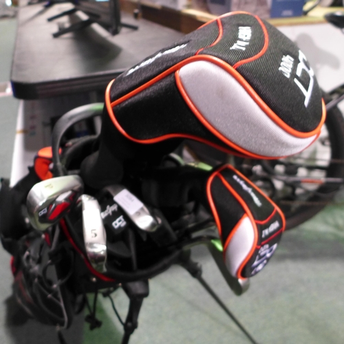 3084 - Macgregor Dc4000 Golf Set With Stand Bag, original RRP £249.99 + VAT  (308-133) * This lot is subjec... 