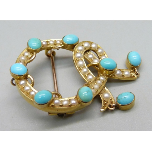 1006 - A yellow metal wreath/knot brooch set with turquoise and pearls, 7.9g, 4cm