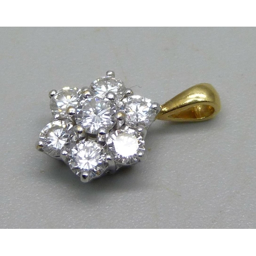 1041 - An 18ct gold and diamond cluster pendant, 1.6g, 1.6cm length