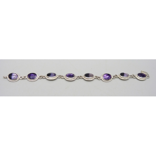 1061 - An eight sectional silver and Blue John modern bracelet, 15g, 19cm