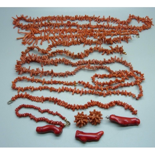 1080 - Five coral necklaces, a bracelet, a pair of earrings and three pieces of coral