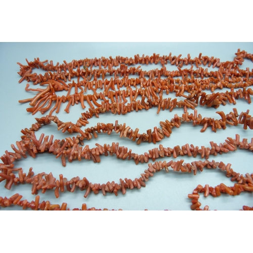 1080 - Five coral necklaces, a bracelet, a pair of earrings and three pieces of coral