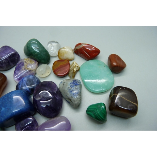 1085 - Assorted polished gemstones