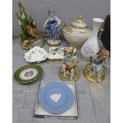 1125 - A collection of mixed china including Capodimonte, Wedgwood, Mason's Aynsley, Arthur Wood teapot **P... 