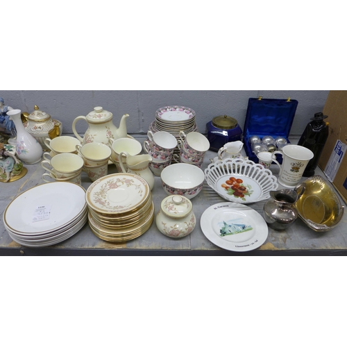 1126 - Two boxes of mixed china, part dinner services, Derby Posies vase and pin dish, etc. **PLEASE NOTE T... 