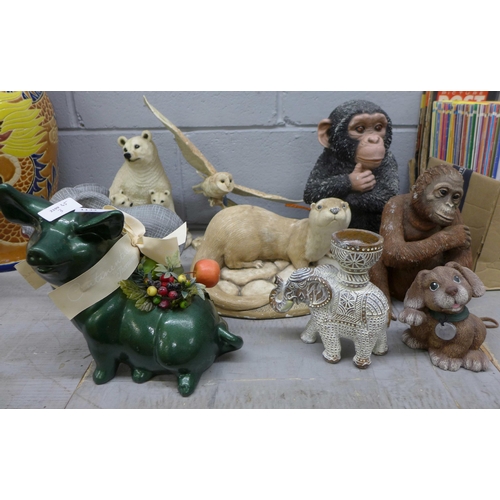 1133 - Nine animal figures, Chimpanzee, Polar Bears, Pig, etc. **PLEASE NOTE THIS LOT IS NOT ELIGIBLE FOR P... 