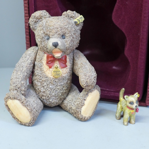 607 - Three Steiff porcelain Teddy bears, 1970 Zotty, 2001 Lilac and 1997 Rose, boxed