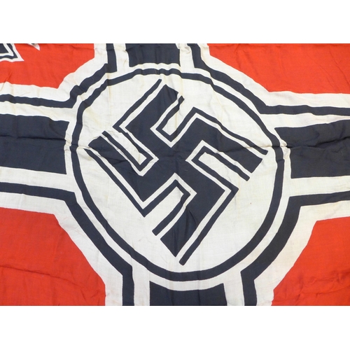 614 - A German Kriegsmarine WWII period flag, 87cm x 132cm