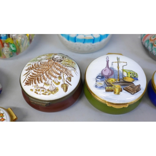 671 - Three glass paperweights and six trinket boxes