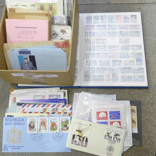 717 - Stamps, a box of stamps, covers, etc., noted stockbook of France, selection of blocks of Mozambique ... 