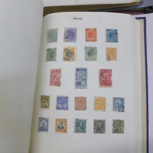 752 - Five albums of British and worldwide stamps