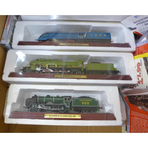 773 - Eleven Atlas Editions model locomotives, seven Days Gone Trackside model vehicles, all boxed with so... 