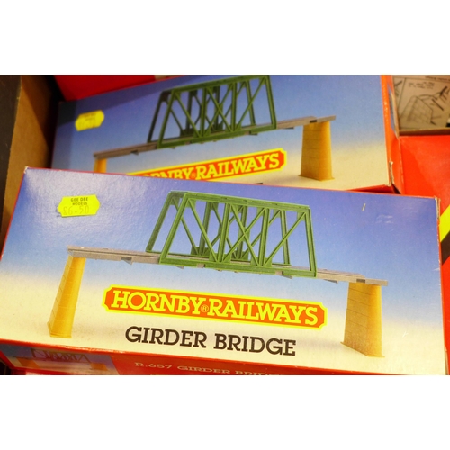 778 - A large collection of Hornby Railway and Tri-ang Railways OO scale accessories, many in original box... 