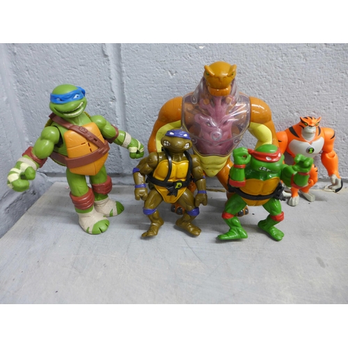 2000s sales action figures