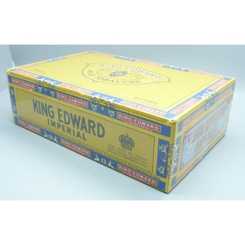 828 - A sealed pack of 50 King Edward cigars