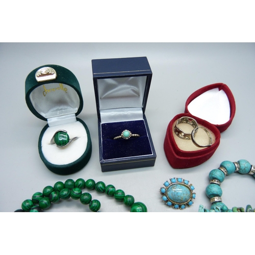 894 - A collection of turquoise and malachite jewellery and three silver rings