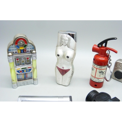 923A - A collection of novelty lighters