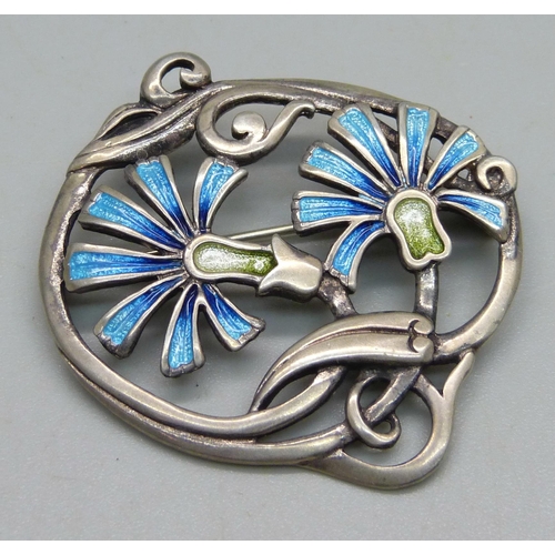 949 - A silver and enamel Art Nouveau style brooch, 11g, 4cm