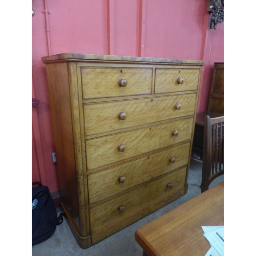 117 - A Victorian satin birch chest of drawers