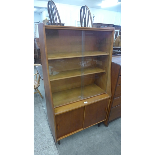 82 - A teak bookcase