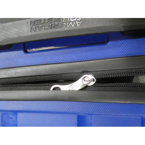 3285 - American Tourister Jetdriver Blue Luggage Case - Damaged (307-110) and American Tourister Zakk Blue ... 