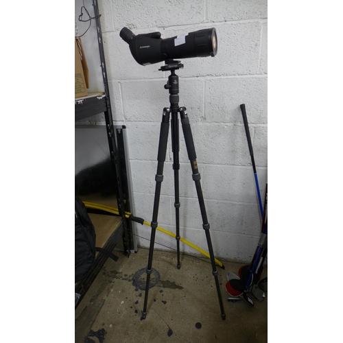 2056 - Bresser 20-60x60 spotting scope on tripod stand