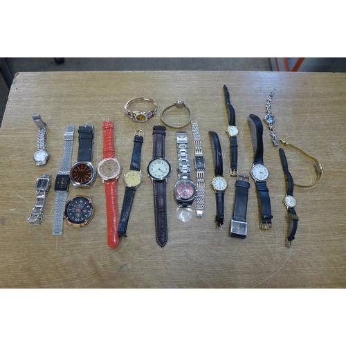 2123 - Approx. Nineteen wristwatches