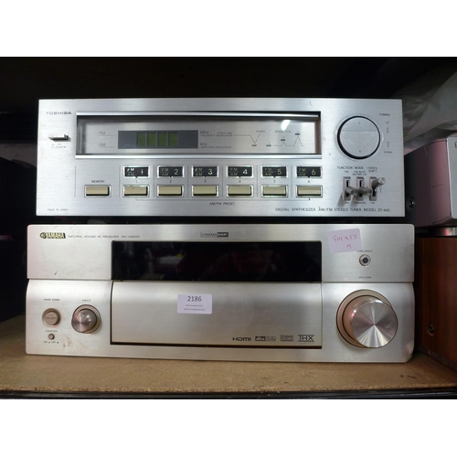 2186 - A Toshiba digital synthisier stereo tuner (ST-445) and a Yamaha AV receiver (RX-V2600)