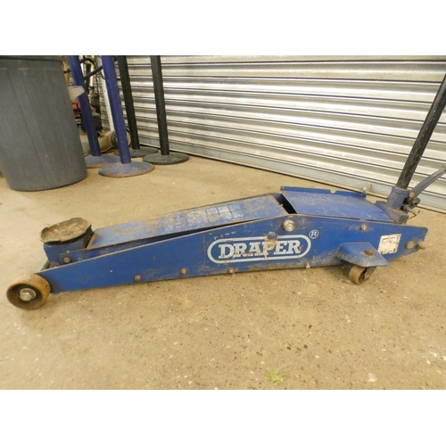 2360 - A Draper 2 tonne long pivot trolley jack