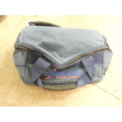 2532 - Five fishing bags; a pull-over bag and four storage bags