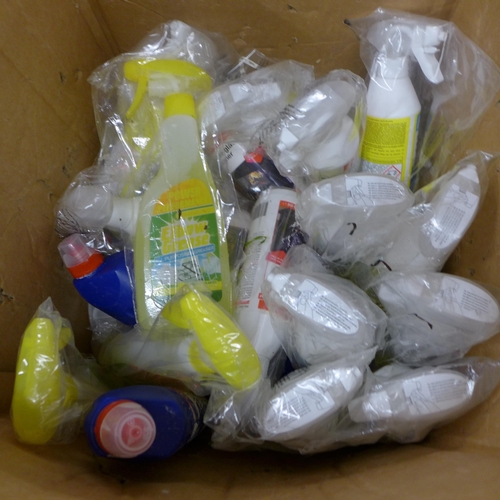 2368 - A box of approximately 10 bottles of cleaning chemicals