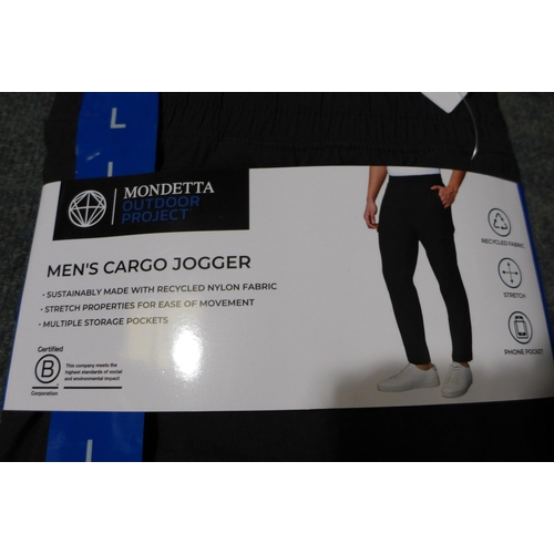 3290 - Quantity of men's black Orvis and Mondetta joggers - mixed size * this lot is subject to VAT